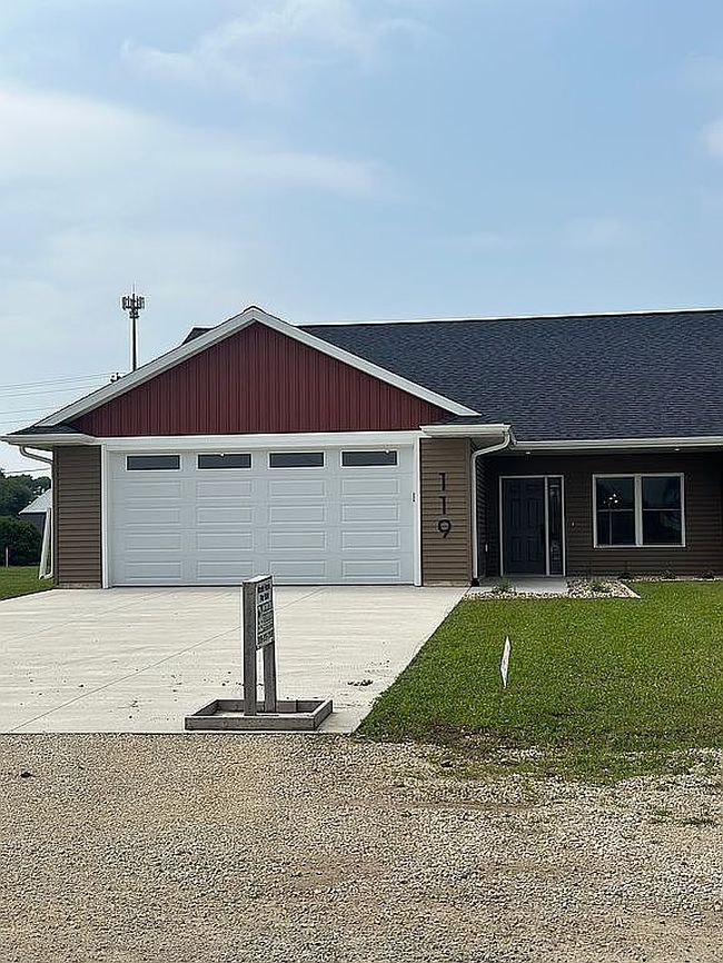 Photo of 119 Lions Rd, Fredericksburg, IA