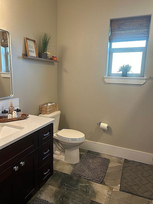 Additional photo 2 of property located at 8125 Dune Lake Rd Se