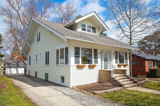 Image of 325 Morton St