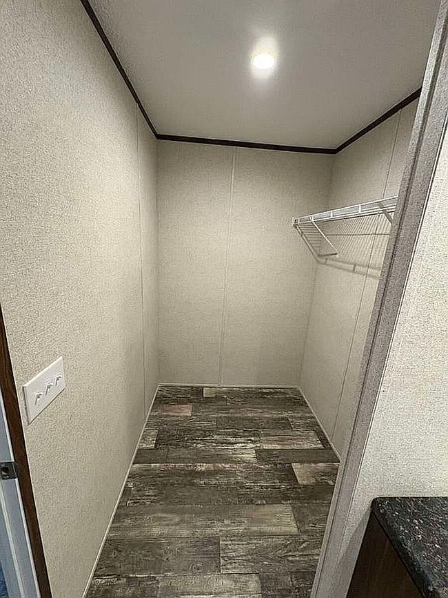 Image of 210 Beechwood Cir