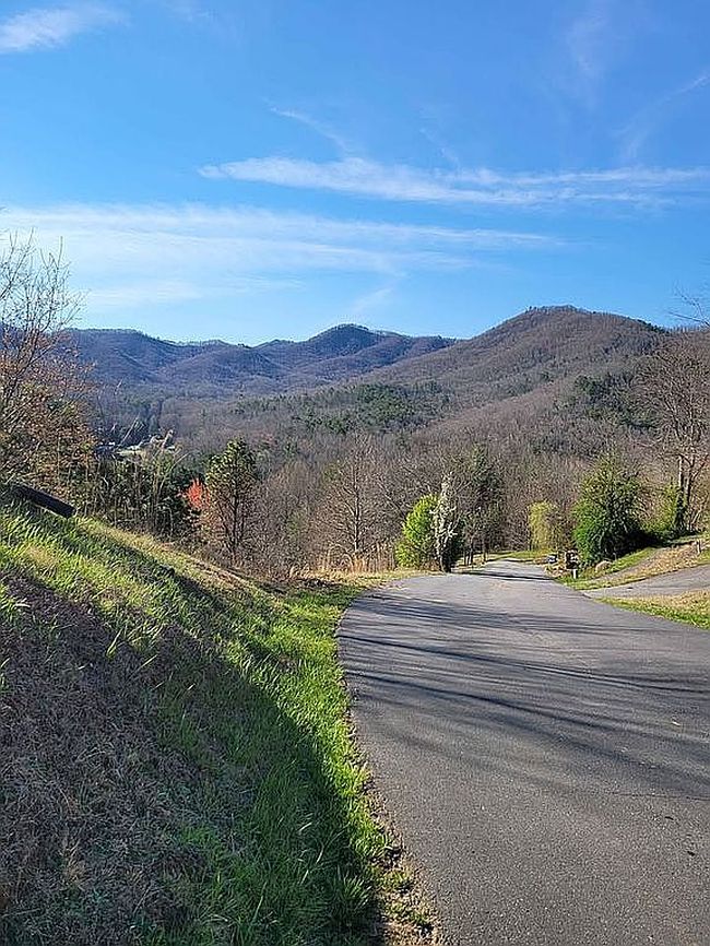 Photo of 55 Bright Hope Rd, Black Mountain, NC