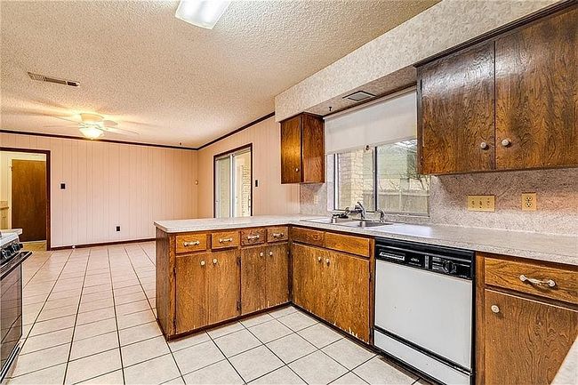 Additional photo 3 of property located at 1308 July Dr