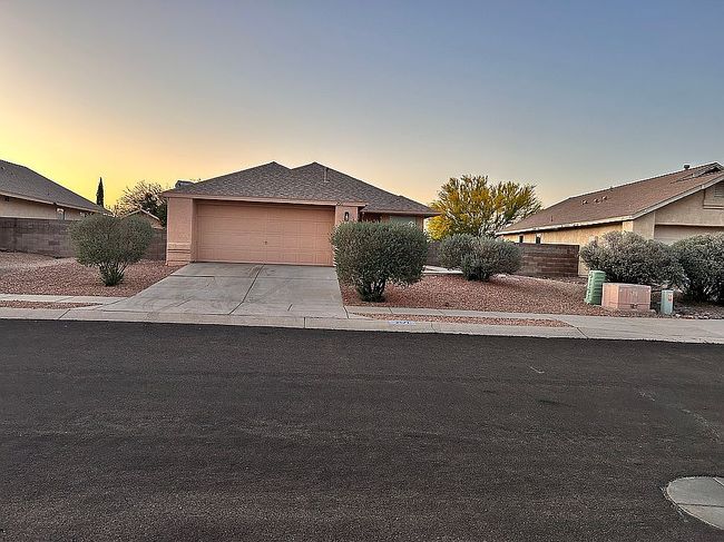 Additional photo 1 of property located at 2571 W Crawford St