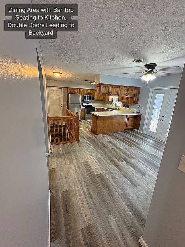 Additional photo 1 of property located at 15770 Pleasant View Dr