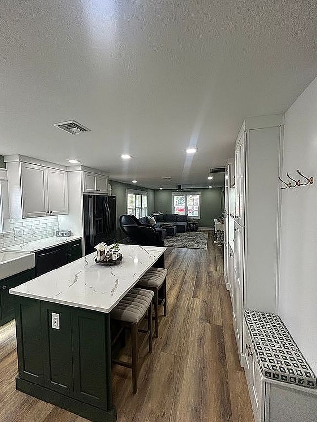 Photo of 158 Sw Knox St, Lake City, FL