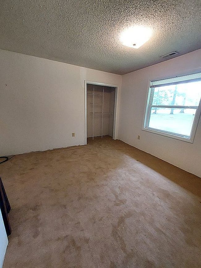 Photo of 25 Foxglove Ln, Murphy, NC