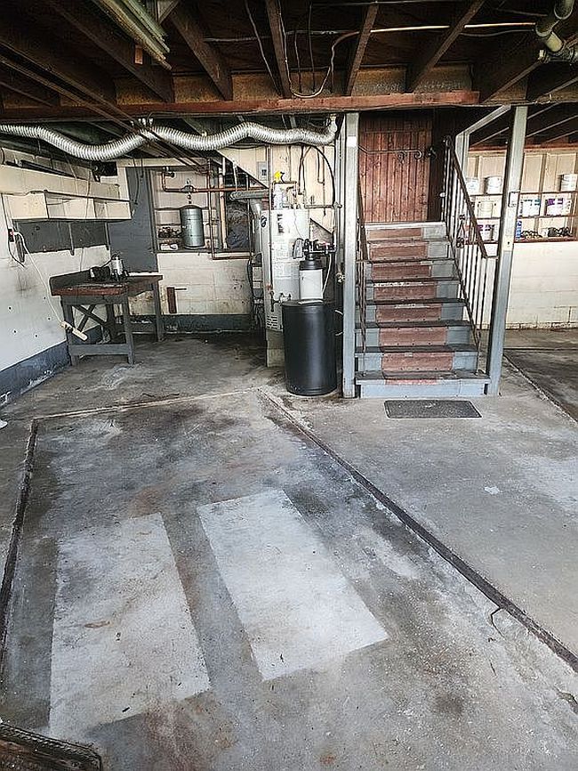 Photo of 405 N Washington St, Hagerstown, IN