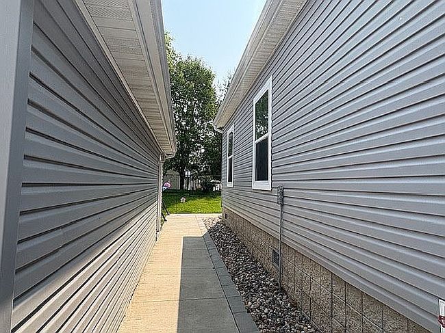 Image of 9602 Bishop Dr #12