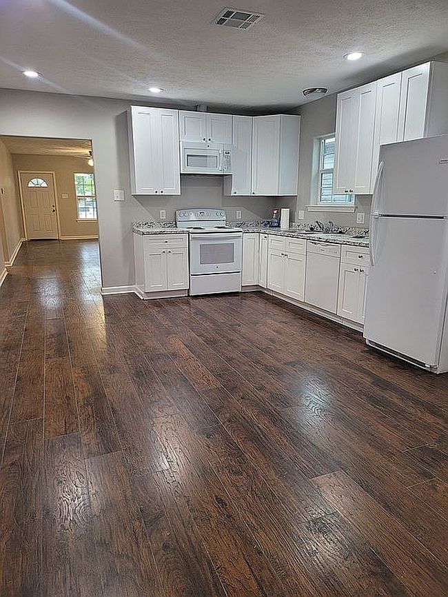 Image of 2915 Enterprise Blvd