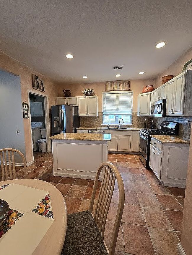 Photo of 633 Harrier Dr, Monroe Township, NJ