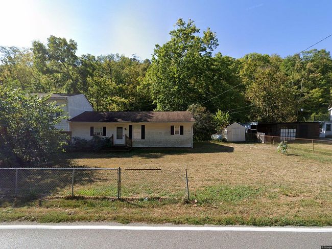 Preview of property located at 1915 Bromley Crescent Springs Rd