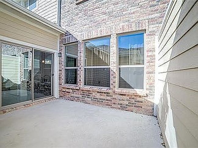 Image of 719 Emily Ln