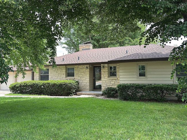 1113 S 94th St, Omaha, NE