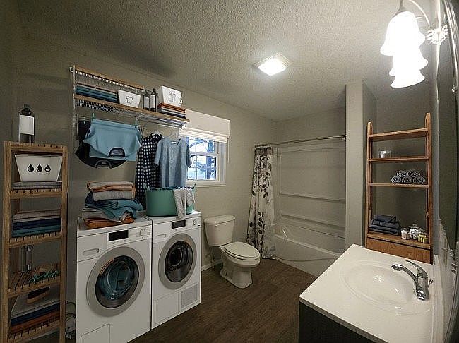 Preview of property located at 7210 Coffeen Rd