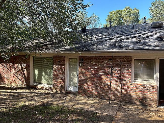 Photo of 1411 Memorial Dr, Cleveland, MS