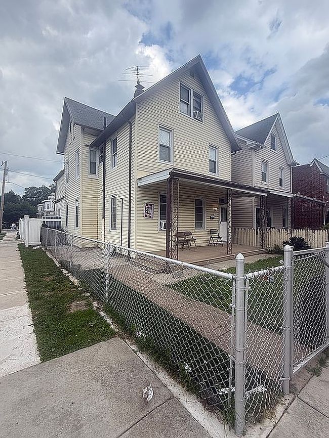 Image of 4301 Rhawn St