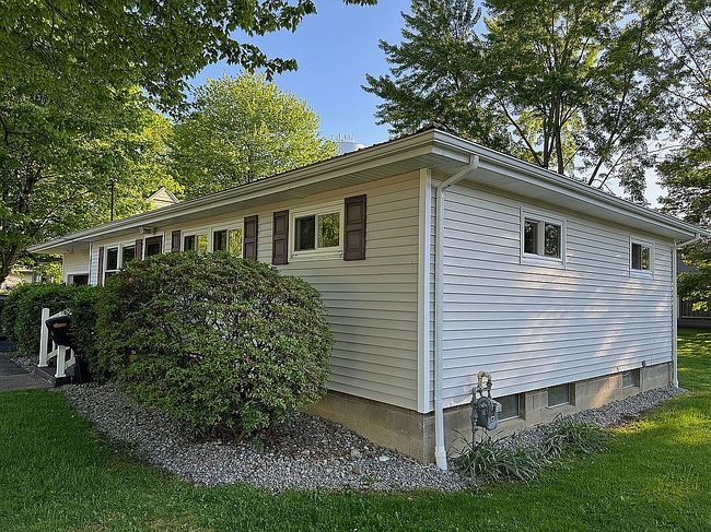 Image of 142 Willow St