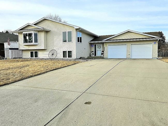 Image of 510 Meadow Creek Dr