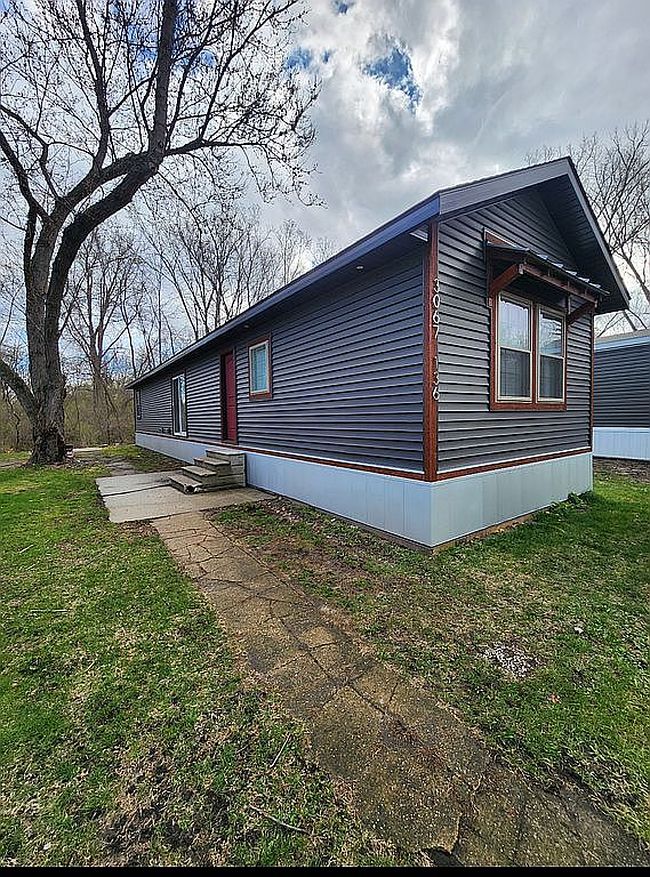Image of 3067 Hillanlake Dr Lot 136