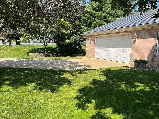 Photo of 124 Turkmar Dr, Aliquippa, PA