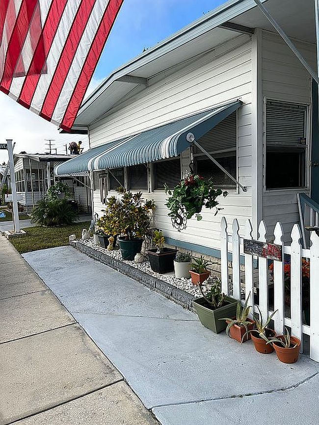 Image of 8351 Flaxen Dr