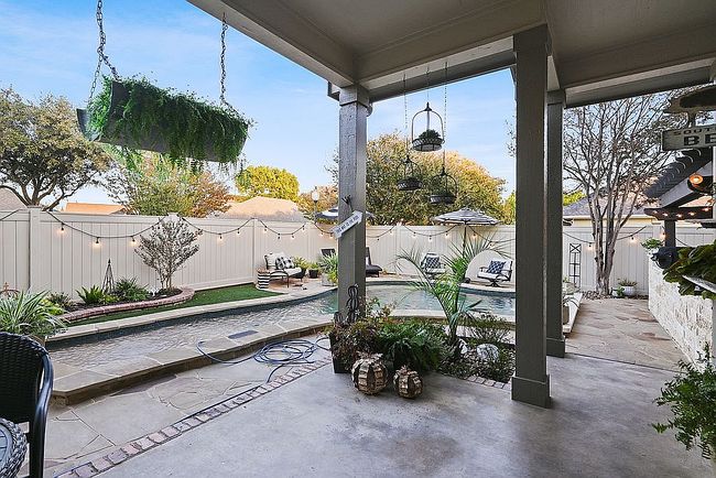 Photo of 1630 Cotton Xing, New Braunfels, TX