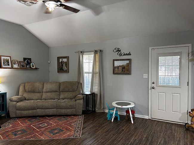 Photo of 13147 Us Highway 281, Windthorst, TX