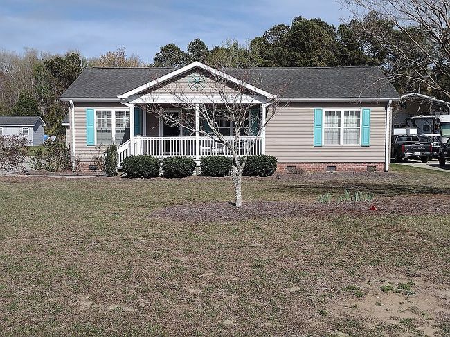 309 Clear Water Dr, Newport, NC