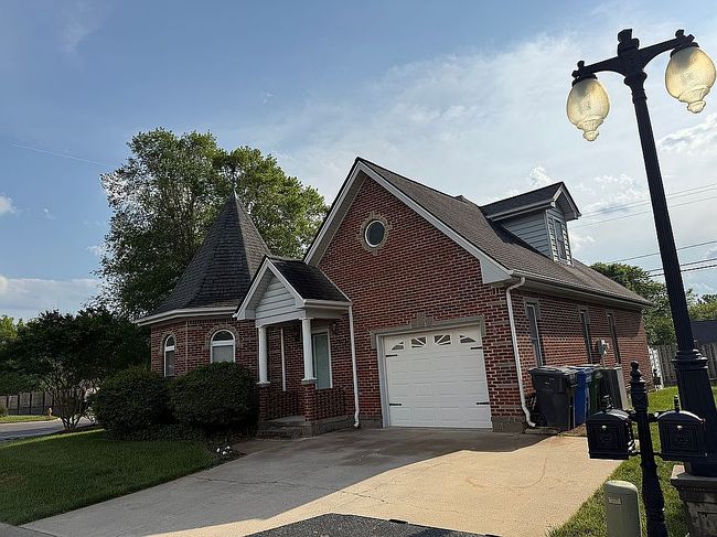 Photo of 592 Leston Gilbert Dr, Kernersville, NC