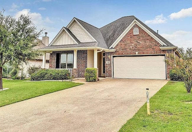 Photo of 210 Passendale Ln