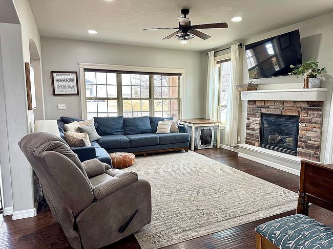 Image of 1536 Creekside Dr W