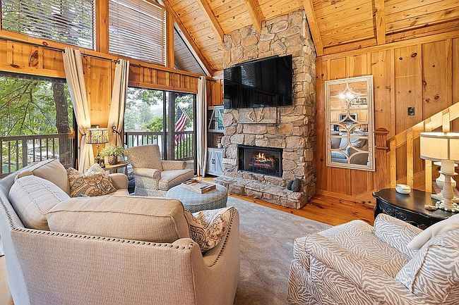 Additional photo 2 of property located at 178 Harbour Point