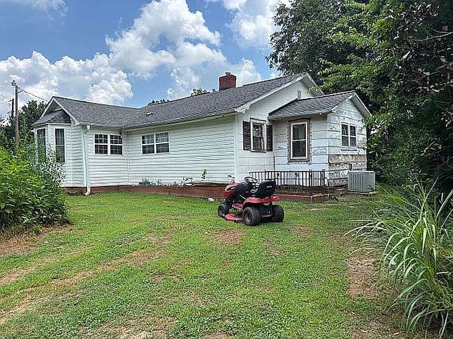 Photo of 161 Log House Rd, Winston Salem, NC