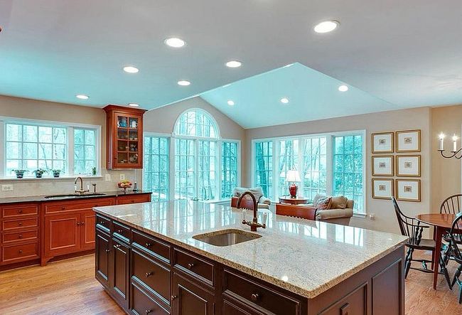 Photo of 744 Ridge Dr, Mc Lean, VA