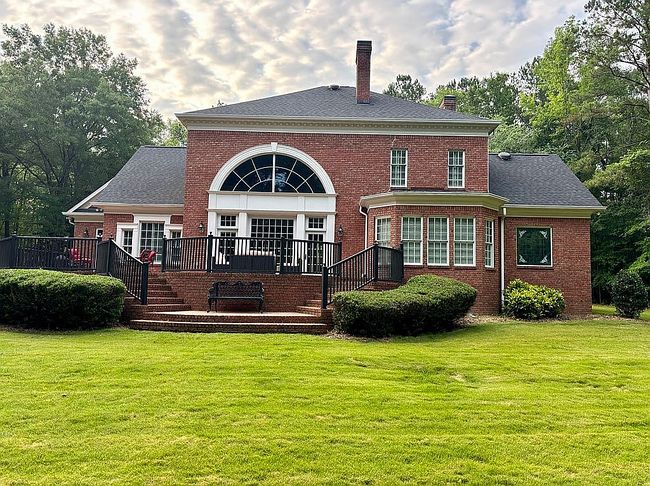 Photo of 1614 Capstone Dr, Alexander City, AL