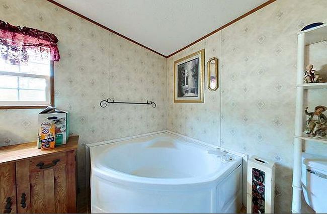 Image of 6910 Greenfield Rd