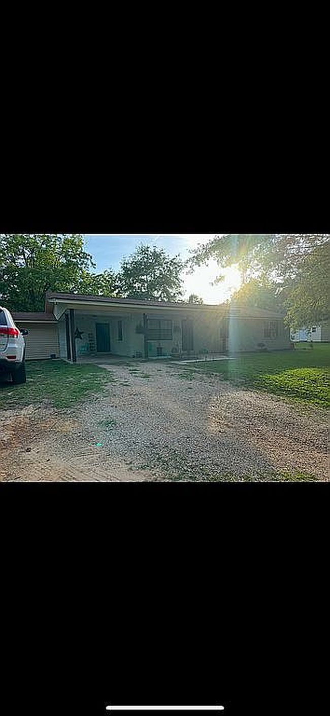 Preview of property located at 117 Holifield Rd