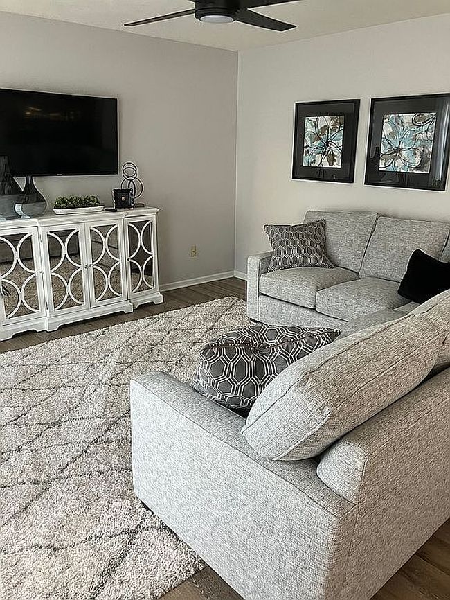 Image of 1714 N 175th Plz