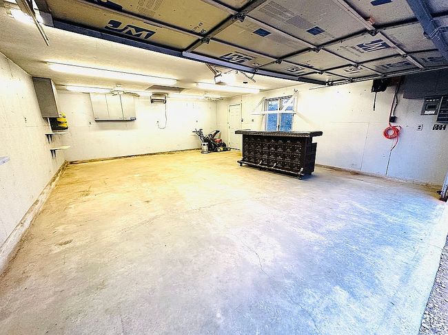 Additional photo 1 of property located at 8408 Riverway Dr