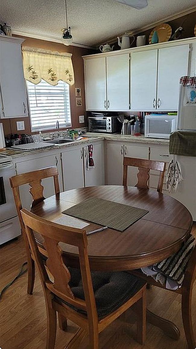 Photo of 2127 Burning Tree Cir, Sebring, FL