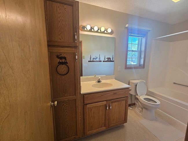 Photo of 68 Strollers Ln, Waynesville, NC