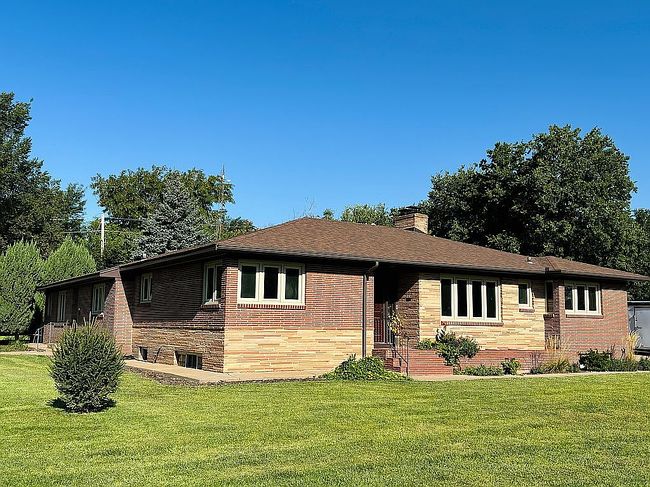 Preview of property located at 2201 Crescent Dr