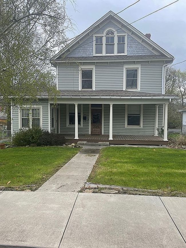 Image of 453 W Main St