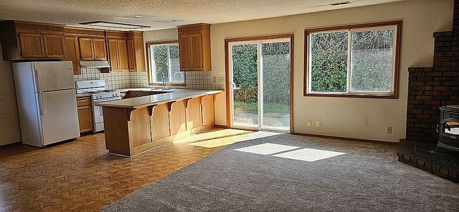 Image of 6175 Walnut Dr