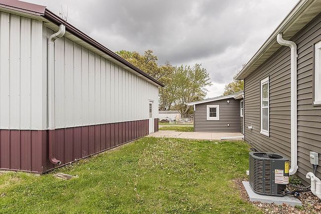 Image of 323 E Manning Ave