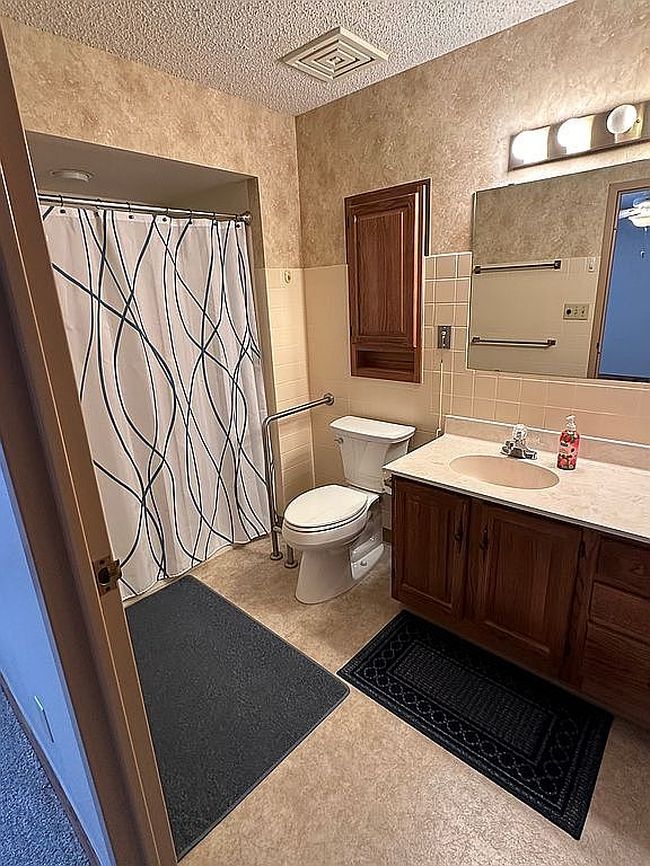 Image of 9 Hospital Dr Apt 315