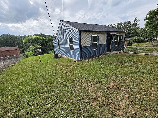 Photo of 129 Summitt St, Rossville, GA