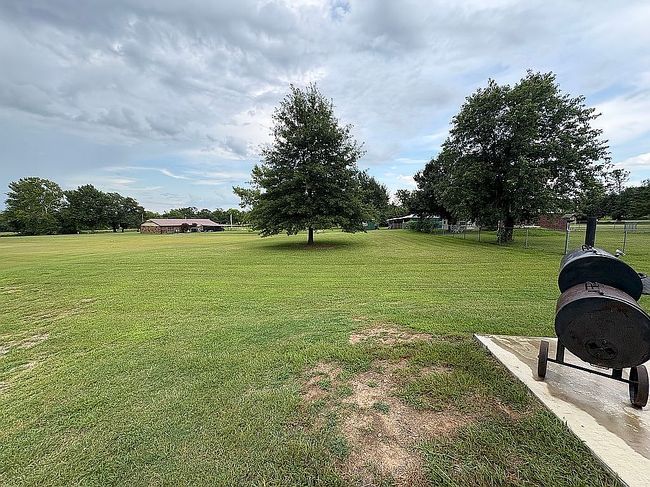 Photo of 1609 E Hollow Oak Rd, Stigler, OK
