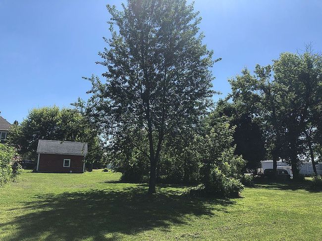 Image of 801 10th St S