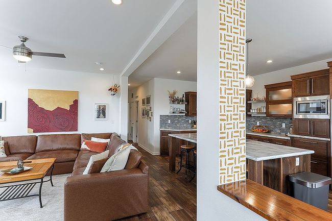 Additional photo 3 of property located at 551 Summit Trl #14